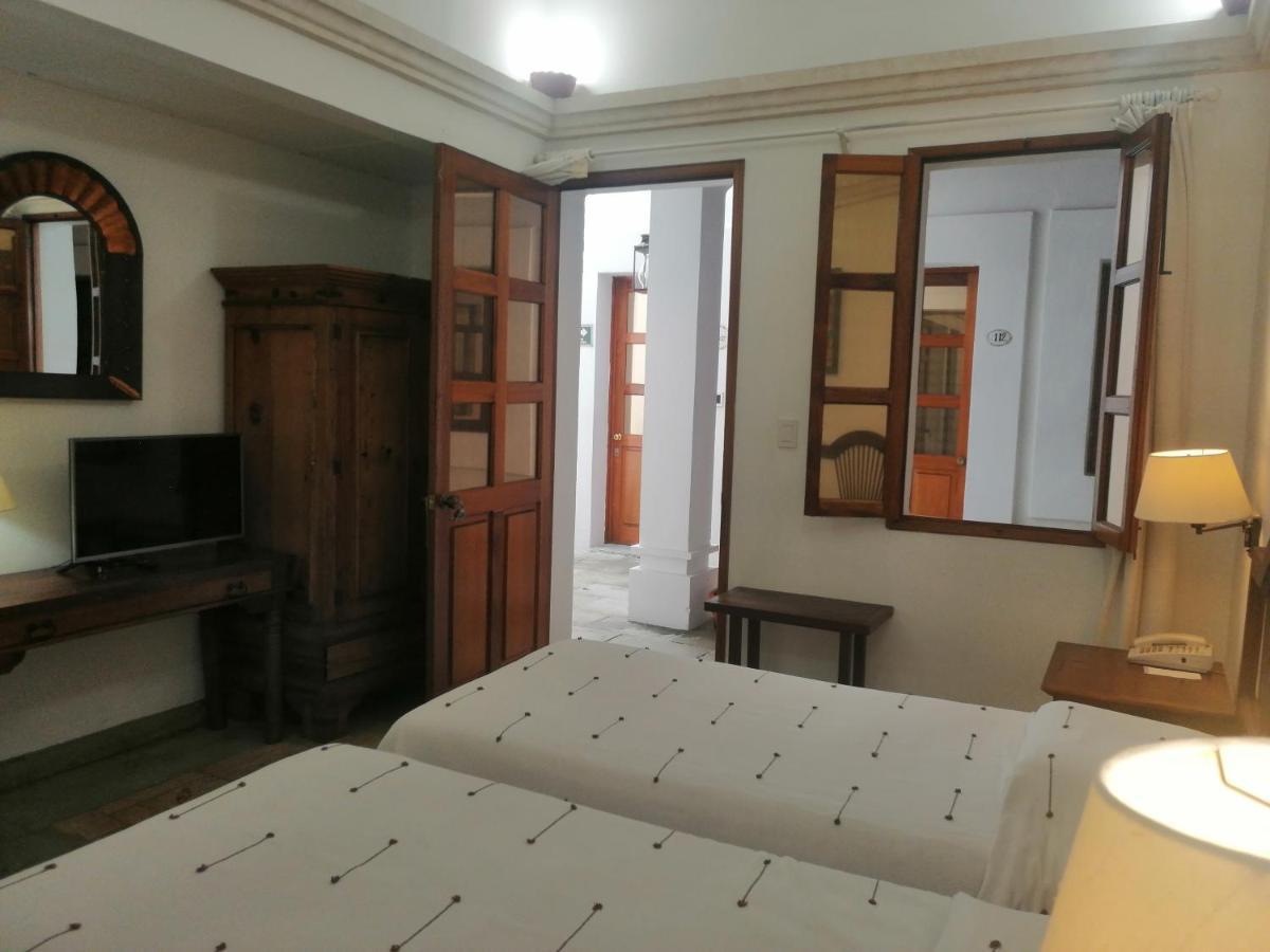 Hotel Aitana Oaxaca Buitenkant foto