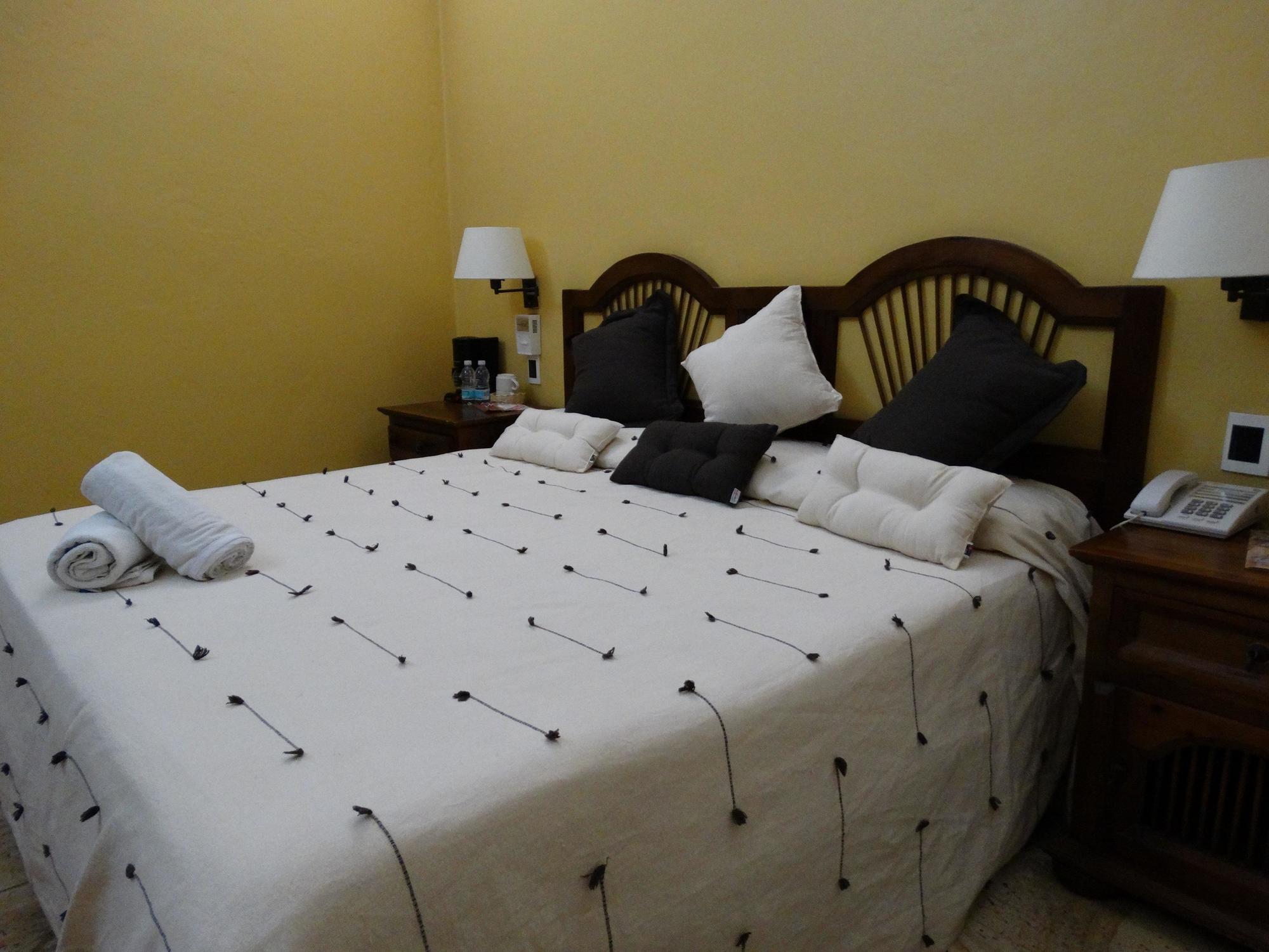 Hotel Aitana Oaxaca Buitenkant foto