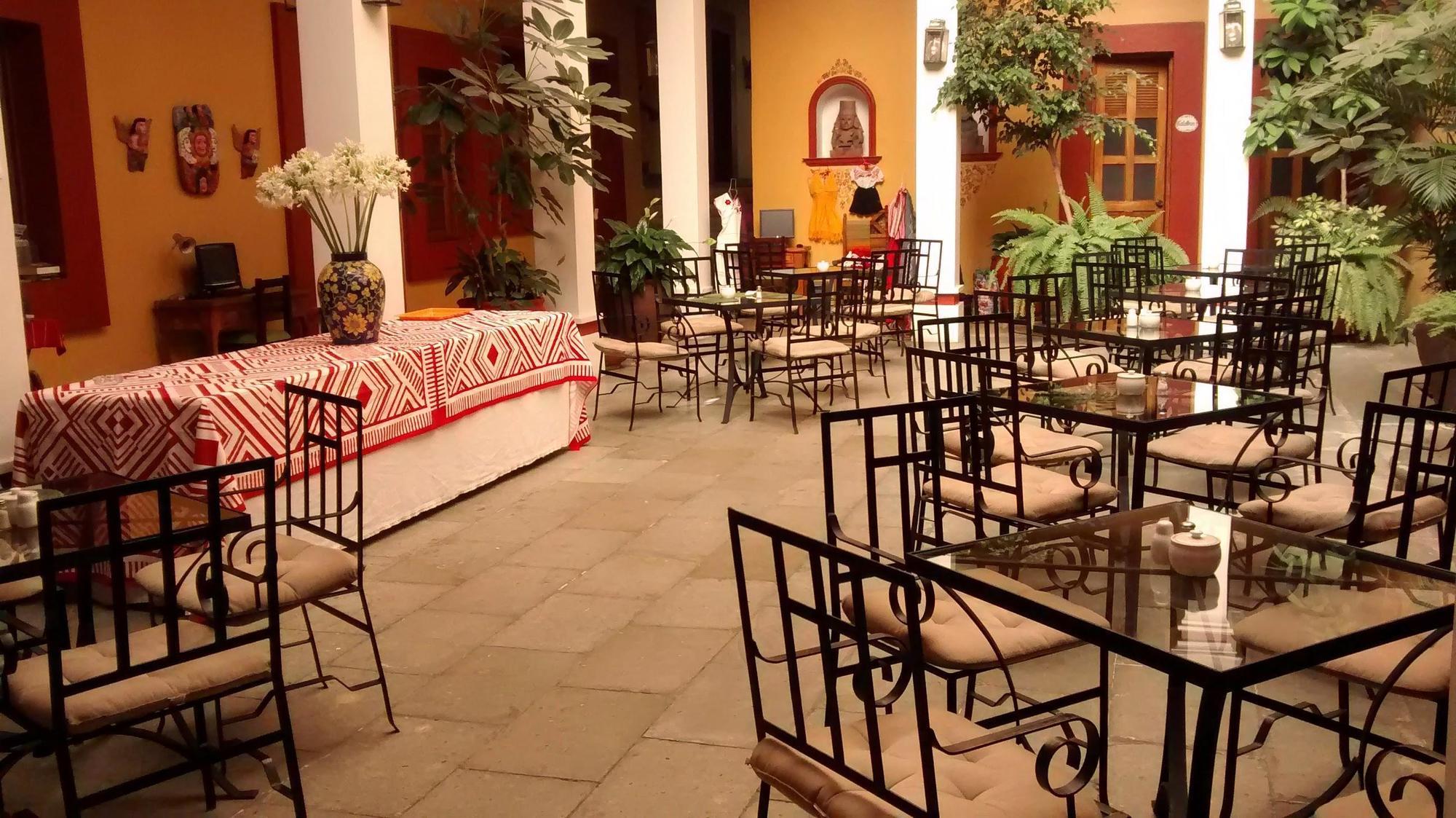 Hotel Aitana Oaxaca Buitenkant foto